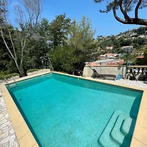 Bas De Avec Piscine Privée Partagée Proche Bord De Mer Appartement